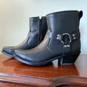 RD260 Ladies’ Durango 6” Black Oiled Harness Leather with side zipper